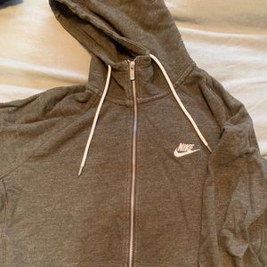 Nike Men’s Size L Full Zip Hoodie ( Slimmer Fit)